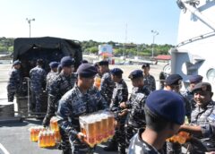 DUKUNGAN KEMANUSIAAN TERUS BERDATANGAN, DI KUPANG TNI AL HIMPUN BANTUAN DAN SIAP DIKIRIM KE NTT