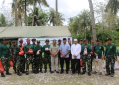 Hikmah Idul Adha, Danpuslatpurmar 7 Lampon Rayakan Idul Adha Dengan Berbagi Daging Kurban Kepada Masyarakat Lampon