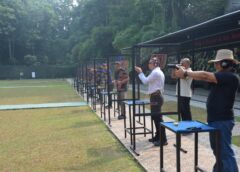 Danmenbanpur 1 Mar Latihan Menembak Pistol