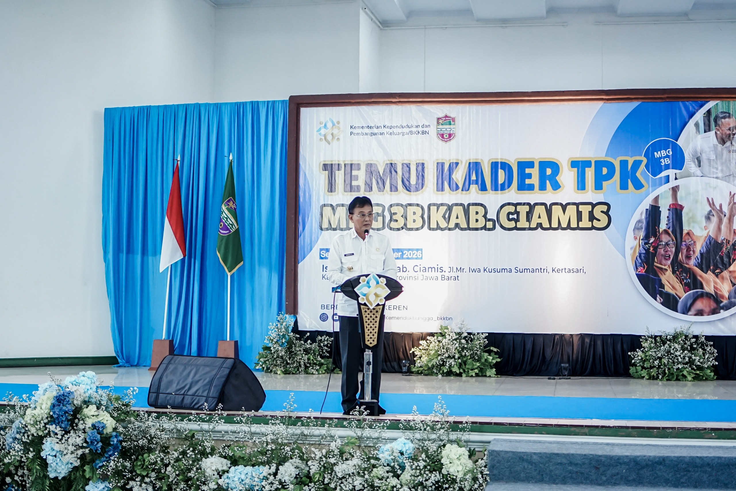 Foto:: Bupati Ciamis Dr.H.Herdiat Sunarya Saat Memberikan Sambutan