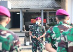 Danyonif 4 Marinir Pimpin Apel dan Jam Komandan