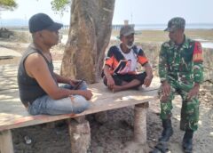 Babinsa Tomalehu Timur Ingatkan Warga Tidak Membakar Sampah dan Kebun di Tengah Cuaca Kering