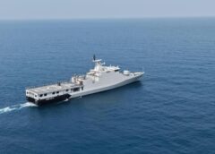 RESPONS CEPAT KECELAKAAN KAPAL, TNI AL KERAHKAN KRI BUNG HATTA-370 CARI ABK KM KHATULISTIWA 8