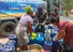 LANAL BATUPORON KEMBALI SALURKAN BANTUAN AIR BERSIH DI BANGKALAN